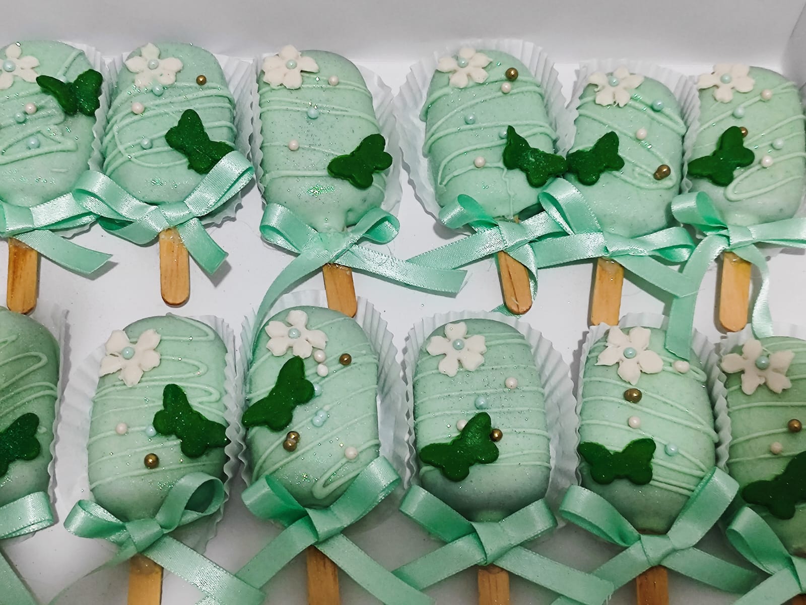 Tortas y postres realizados por Natry Reposteria